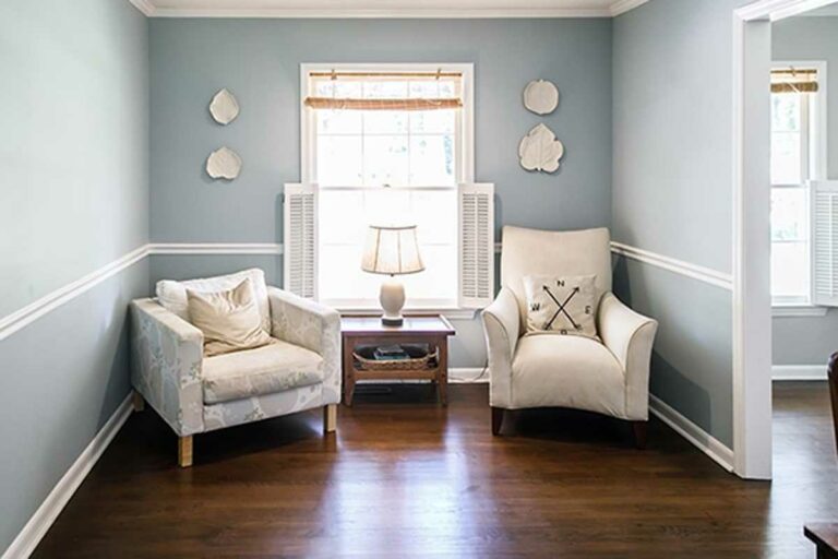 an elegant painted home's receiving area Paintmaster Services